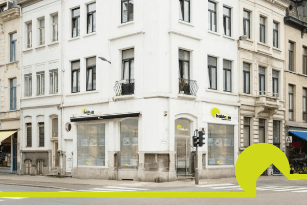 Habicom continue de s'étendre : un bureau sur roues et un en brique